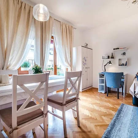 Aquileia Apartment Pula